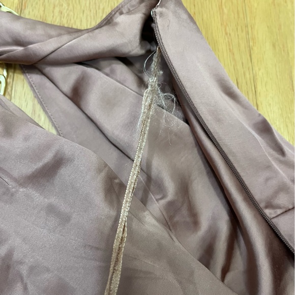 Reiss Adaline One Shoulder Drape Satin Dress With Chain - Picture 15 of 16